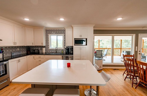 Fairfield Bay Casa | Legacy Lodge at Fairfield Bay- Direct Lakefront