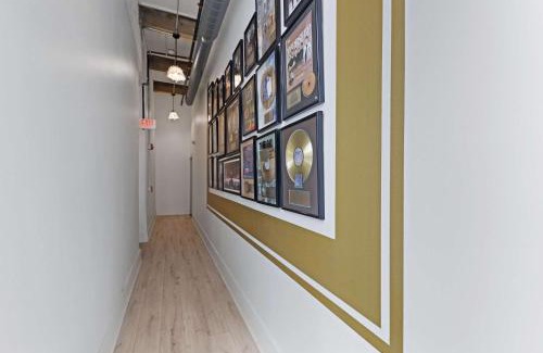 West End Apartamento | Legends Row by Maddox Hotel