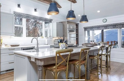 Cashiers Casa | Leggacy Heights – Mountain Views, Cozy Vibes, Minutes from Town