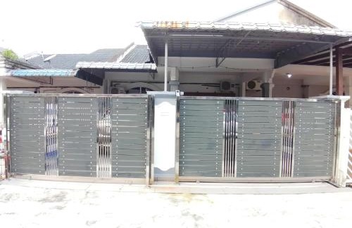 Kluang Casa | Leisure Cottage Homestay