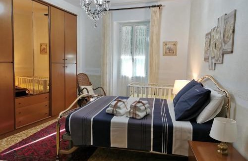 Feglino Casa | "Lemon Tree House"for Climbers and Mtb