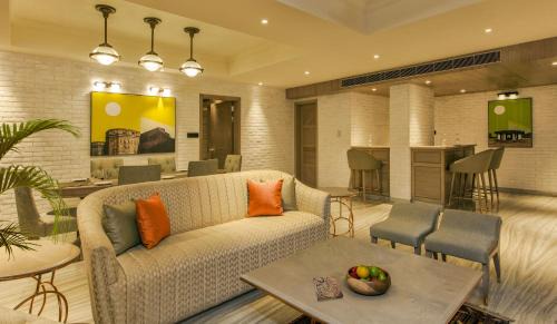 Central Pune Hotel | Lemon Tree Premier City Center Pune