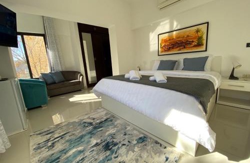 Al Abdali Casa | Lemon Tree Residence