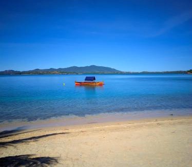 Nosy Tanihely Cama Y Desayuno | Lemuria Bay