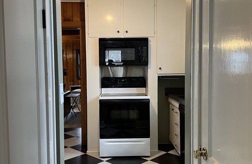 Findlay Casa | Lena's Place