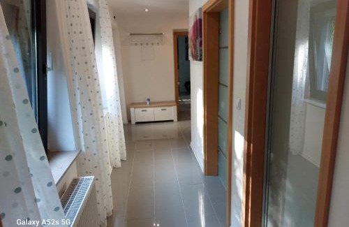 Finnentrop Apartamento | Lenne-Blick Ferienwohnung
