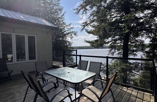Muskoka Lakes Cabaña | Lennys Lakehouse in Muskoka. 20 minutes to Port Carling or Bracebridge!