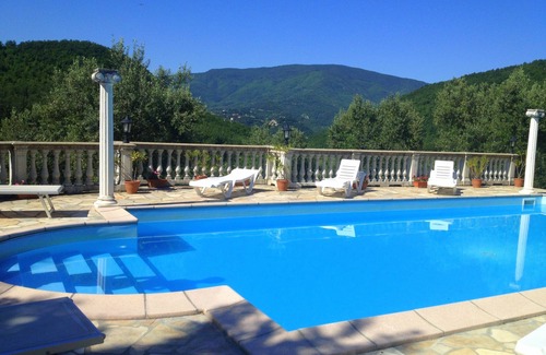 Caprese Michelangelo Apartamento | Apartamento Leonardo con vistas a la cuna y el castillo de Miguel Ángel en Toscana