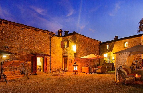 Caprese Michelangelo Apartamento | Apartamento Leonardo con vistas a la cuna y el castillo de Miguel Ángel en Toscana