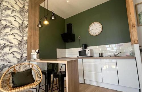 Valenciennes Apartamento | LeRelaisdOdile13 - PARKING - LUMINEUX - HYPER CENTRE - TRAMWAY