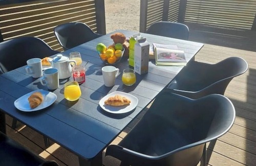 Looe Cabina | Lerryn Lodge with outdoor bath (2 bedroom)