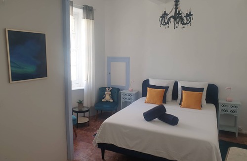 Luc-sur-Orbieu Cama Y Desayuno | Les 2 Drôles d'Oiseaux bed and breakfast