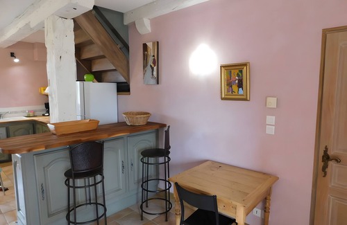 La Chapelle-Faucher Casa | Les Abeilles – Casa de vacaciones con piscina privada en el corazón del Périgord Vert