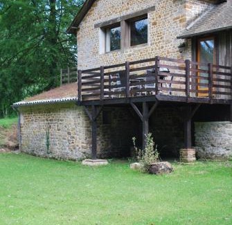 Vimoutiers Casa | Les Bambous, avec piscine, tennis et lac privatif