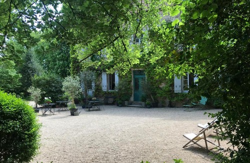 Semur-en-Auxois Cama Y Desayuno | Les Chambres d'Hôtes du Bois Joli