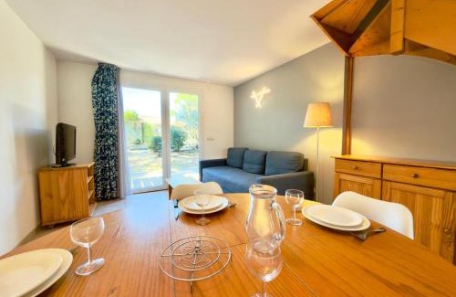 Calvisson Apartamento | Les Deux Terrasses, 6 pers Piscine à Calvisson