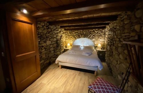 L'Estrechure Casa | Les Gîtes de l'Abric