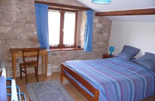 Negrondes Casa | Les Gites des Guézoux