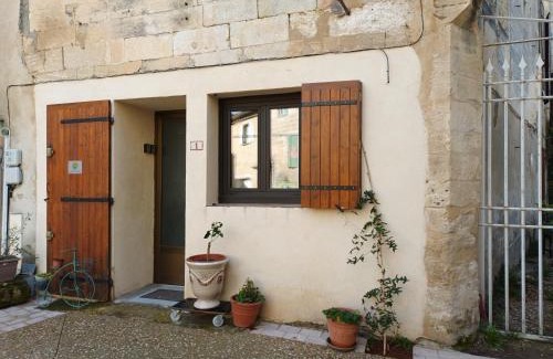 Aramon Cama Y Desayuno | les greniers du château