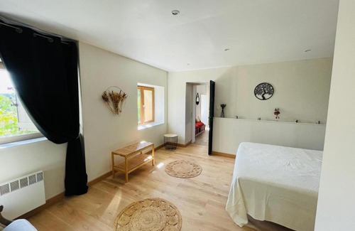 Saint-Cernin-de-Labarde Apartamento | Les Hirondelles