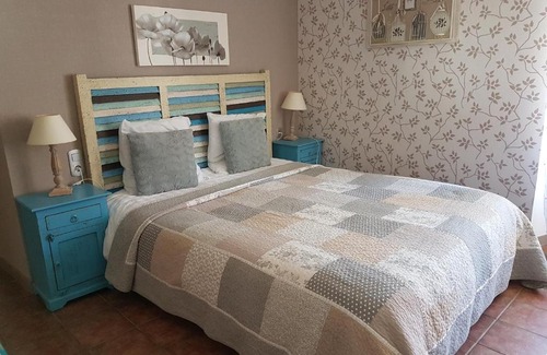 Boursault Cama Y Desayuno | Les Impériales