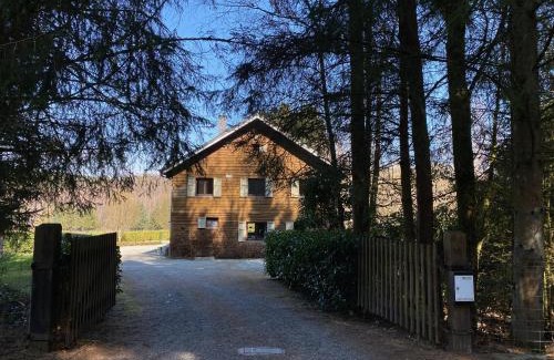Lorcy Casa | Les Iris - Gîte Tout Confort au Cœur de la Nature