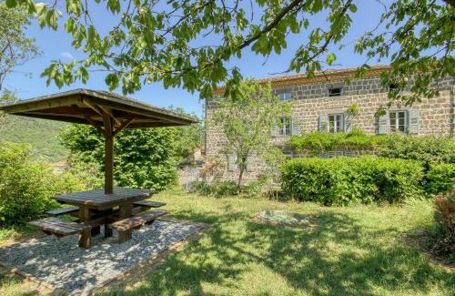 Saint-Ilpize Cama Y Desayuno | Les Jardins d'Anna - Chambres d'hôtes