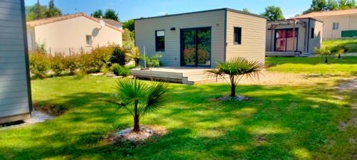 Saint-Germain-de-Lusignan Chalet De Esquí | Les Logis de la Seugne