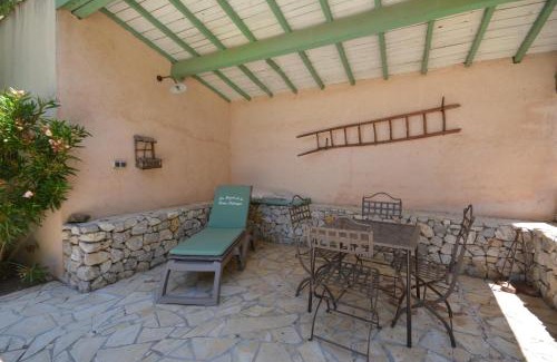 Paradou Casa | les mazets de la reine Pédauque