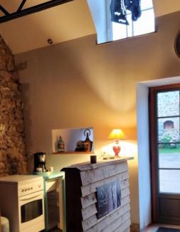 Saint-Aubin-de-Locquenay Casa | Les naturelles