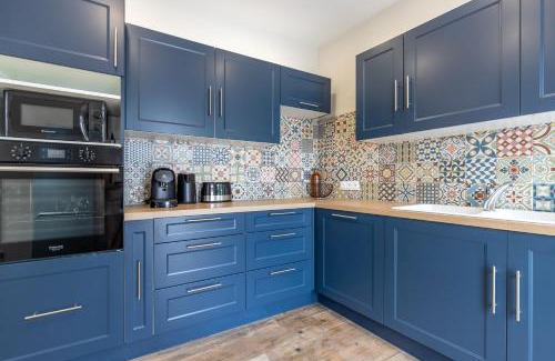 Cour-Cheverny Casa | Les Oberlins 2 Appartements, Cour, BBQ & Parking