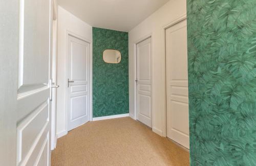 Cour-Cheverny Casa | Les Oberlins 2 Appartements, Cour, BBQ & Parking