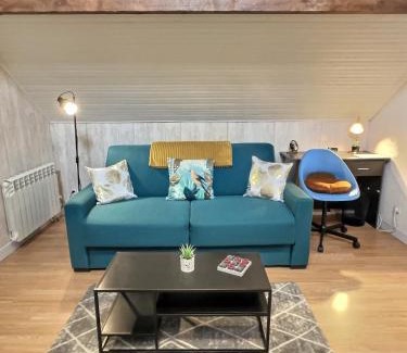 Corbeil-Essonnes Apartamento | LES OISEAUX - WIFI Fibre - PARKING - PROCHE RER D