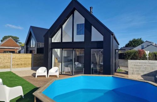 Ploudalmezeau Casa | LES PORTSALLAISES piscine ou spa à 300m de la plage
