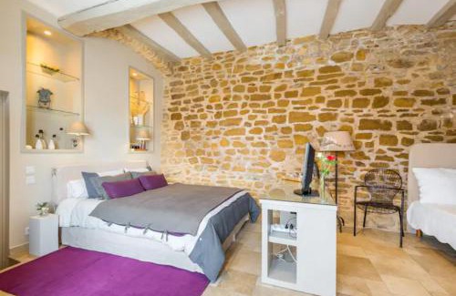 Les Echets Casa | Les Terrasses Dorées - Chambres d'hôtes de charme & Jacuzzi