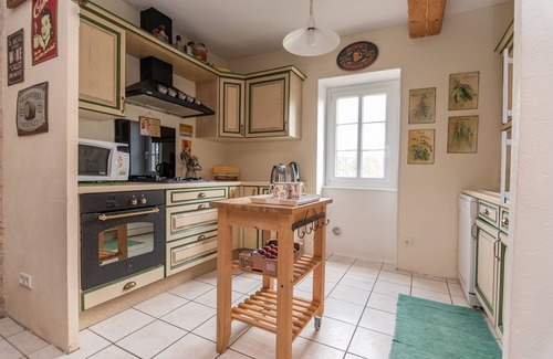 Jully-les-Buxy Casa | Les Volets Verts - Maison pour 10p avec Jardin