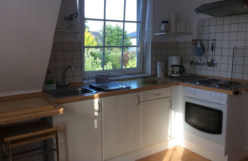 Hattstedt Apartamento | Let the sun be your guest in the morning.