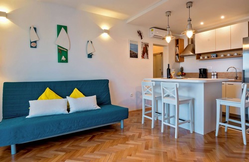 Komiza Apartamento | DEJEMOS EL SOL EN APARTAMENTO