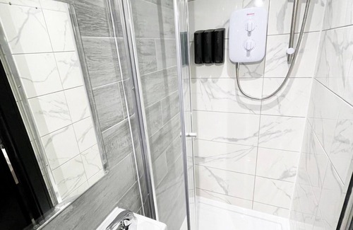 Headstone North Apartamento | Letzi private en-suite, North Harrow.