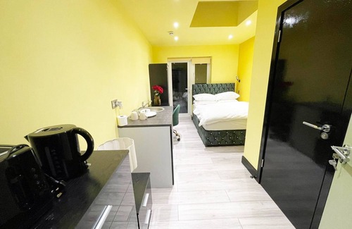 Headstone North Apartamento | Letzi private en-suite, North Harrow.