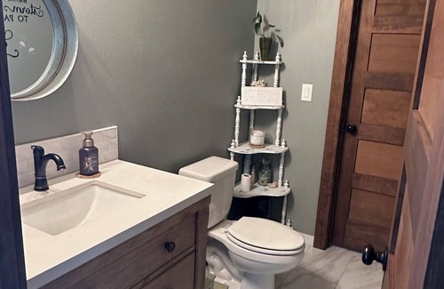 Astoria Otro | Lewis and Clark Farm Stay- with Hot Tub