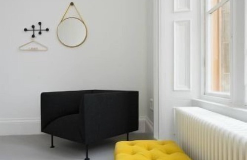 Isle of Lewis Cabaña | Lews (Superior Bedroom) - a lews castle that sleeps 2 guests in 1 bedroom