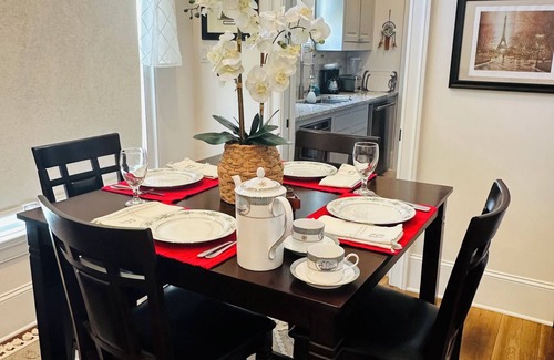 Highlands - Perkins Apartamento | LexiLanka luxury apartment-Near LSU / Stadium, L'Auberge, downtown & airport