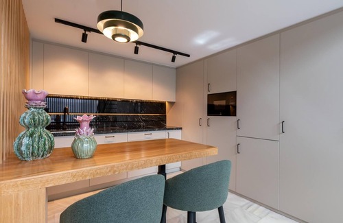 San Bernardo Apartamento | LF APARCAMIENTO INCLUIDO Loft junto al barrio de Santa Cruz