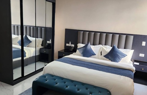 Monrovia Hotel | Lifestyle luxury hotel & Residence