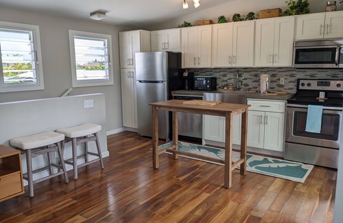 Coconut Grove Apartamento | Light and breezy Kailua apartment