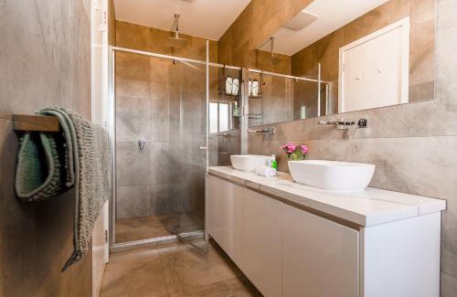 Werribee Casa | Light-Filled Werribee Escape