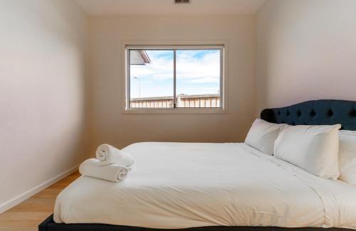 Werribee Casa | Light-Filled Werribee Escape