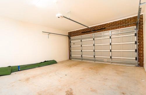 Werribee Casa | Light-Filled Werribee Escape