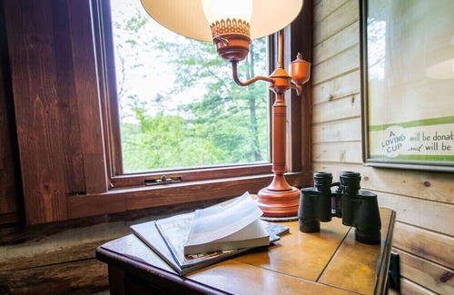 Rock Falls Cabina | Lil’ Kickback On Elk Creek (Eau Claire area)